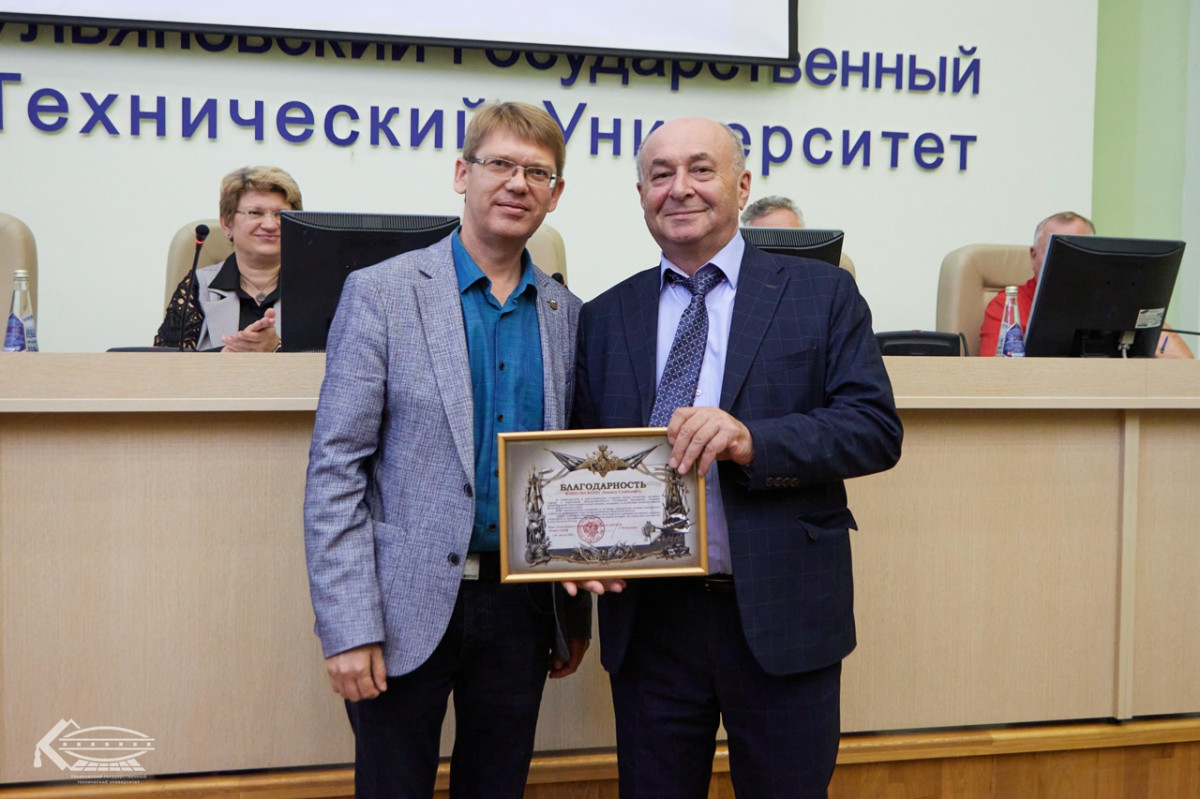 Врио командующего Воздушно-десантными войсками выразил благодарность коллективу УлГТУ за оказанную помощь