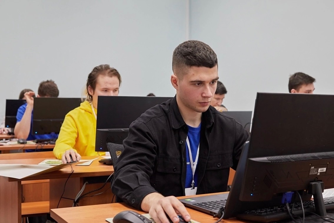 УлГТУ открывает набор на программу профессиональной переподготовки «Цифровые технологии и web-программирование»